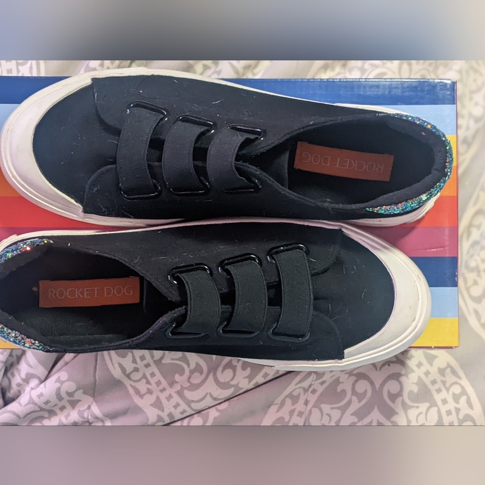 EUC Rocket Dog Jamaica Sneaker, Black, 8M